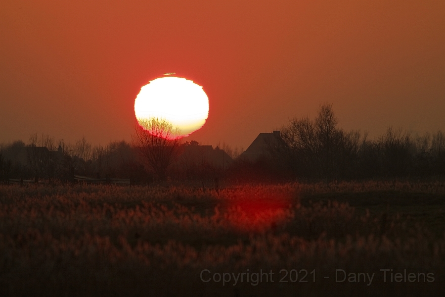 Sunset @ Uitkerke.JPG - ASCII